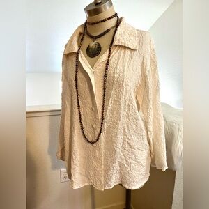 EUC URU Vintage 100% Silk Cream Shirt